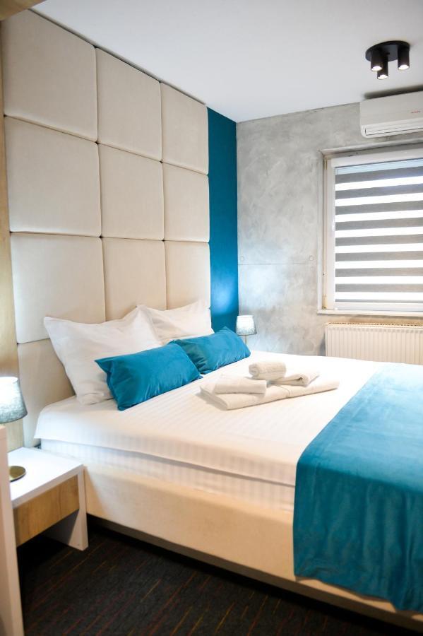 Garni Hotel King ครากูเยวัตส์ ภายนอก รูปภาพ