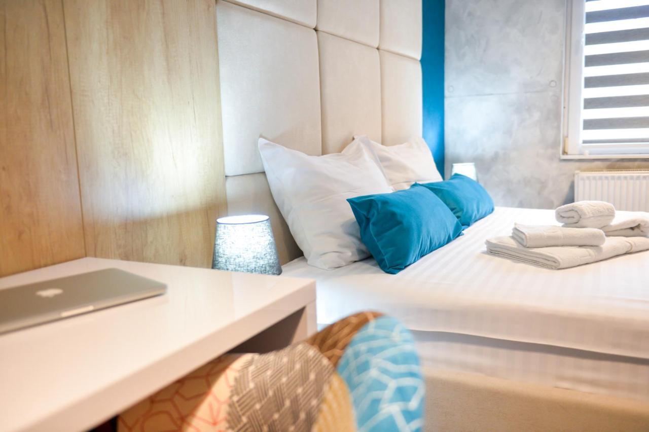 Garni Hotel King ครากูเยวัตส์ ภายนอก รูปภาพ