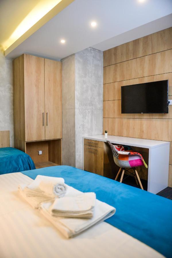 Garni Hotel King ครากูเยวัตส์ ภายนอก รูปภาพ