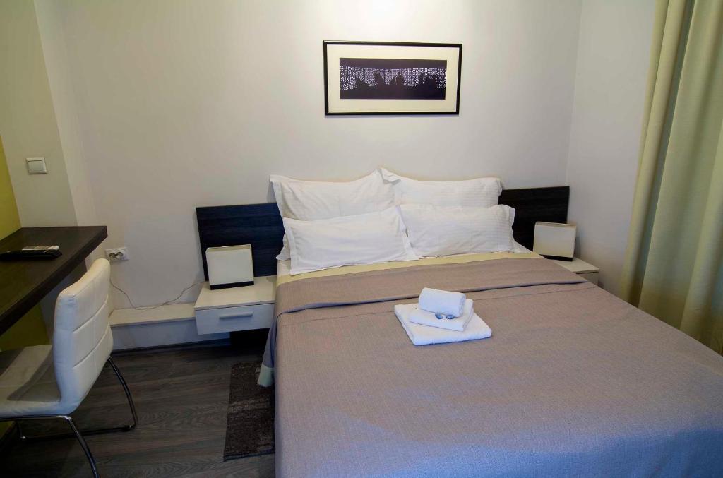 Garni Hotel King ครากูเยวัตส์ ภายนอก รูปภาพ